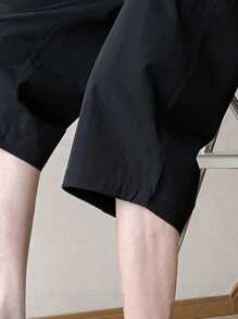 Hombres Pantalones capris unicolor con bolsillo oblicuo - Negro - Ver 3