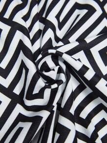BizChic Plus Geo Print Cut Out Front Bodycon Dress - Black and White - View 3