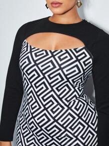 BizChic Plus Geo Print Cut Out Front Bodycon Dress - Black and White - View 8