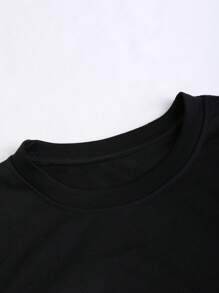 Manfinity Hypemode Men Cartoon Bear Graphic Drop Shoulder Oversize Tee