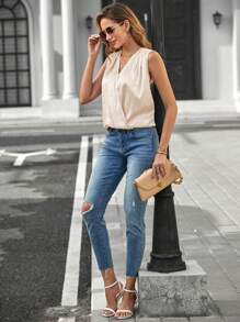 SHEIN Clasi Chó đốm Dệt hoa Surplice cổ Xa ten Áo sơ mi - Màu be - Xem 5