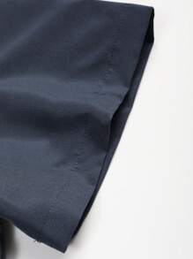 Manfinity RSRT 男士翻蓋口袋襯衫&腰部抽繩短褲 - 深灰色 - 查看 6