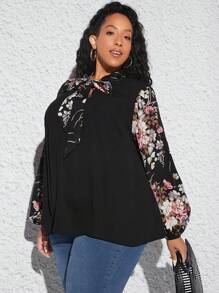 SHEIN CURVE+ 大碼印花繫帶領襯衫 - 黑色 - 查看 5