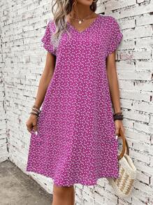 SHEIN LUNE Confetti Heart Print Batwing Sleeve Tunic Dress