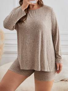 SHEIN Frenchy Plus Split Hem Tee & Shorts - Khaki - View 4