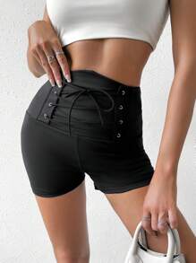 SHEIN Essnce 扣眼前繫帶短褲 - 黑色 - 查看 5