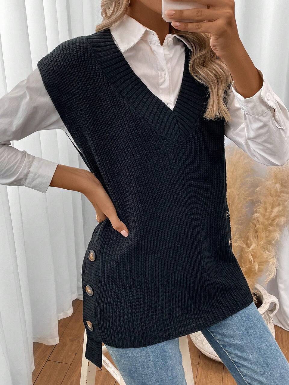 Button Detail Sweater Vest Without Blouse In Fall/Winter