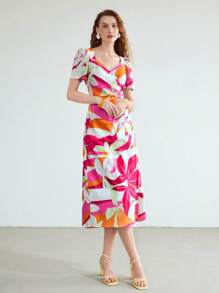 MOTF PREMIUM 花卉圖案雞心領口連衣裙無鏈 - 彩色 - 查看 4