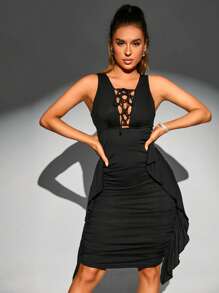 Zolique 前繫帶荷葉邊褶邊緊身洋裝 - 黑色 - 查看 1