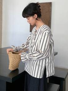 DAZY 條紋圖案繫帶領喇叭袖襯衫 - 米色 - 查看 5