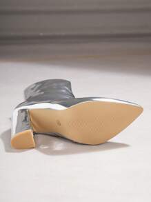 2023新品到貨時尚銀發亮的尖頭粗跟女性靴子 - 銀色 - 查看 6