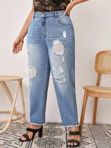 SHEIN LUNE 大碼破洞毛邊媽媽牛仔褲 - 淺色水洗藍 - 查看 1