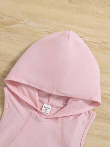 SHEIN 女大童3入組運動套裝帶連帽領上衣,無袖上衣,和瑜珈褲