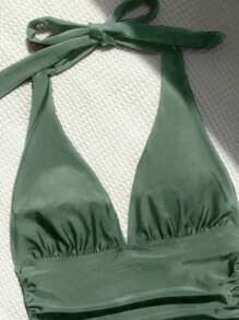 SHEIN Swim Tankini sólido de shorts halter para playa de verano - Verde militar - Ver 5