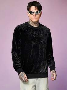 Manfinity AFTRDRK Men Solid Velvet Sweatshirt - Black - View 1