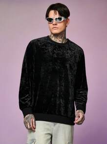 Manfinity AFTRDRK Men Solid Velvet Sweatshirt - Black - View 4