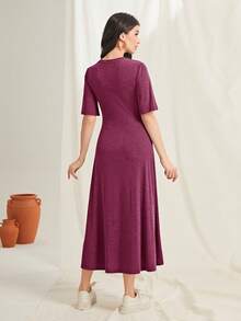 Mulvari 素色前收褶A字洋裝 - 中紫紅色 - 查看 2