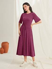 Mulvari 素色前收褶A字洋裝 - 中紫紅色 - 查看 3