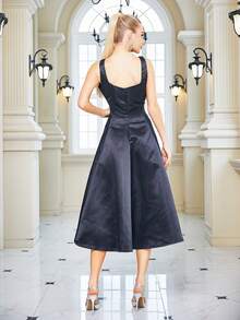 Vestido sólido de satén con línea A - Negro - Ver 2