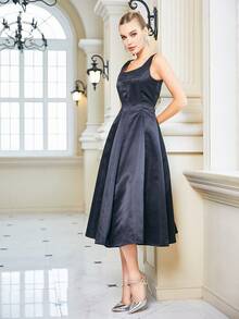 Vestido sólido de satén con línea A - Negro - Ver 3
