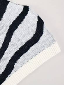 SHE(IN) BRASIL 圖形圖案針織短上衣 - 黑與白 - 查看 4