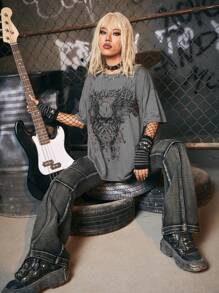 ROMWE Grunge Punk Camiseta de hombros caídos estampado de cráneo - Gris Oscuro - Ver 1