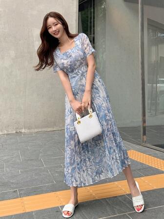 DAZY Allover Print Puff Sleeve Pleated Hem Dress Floral Sundress