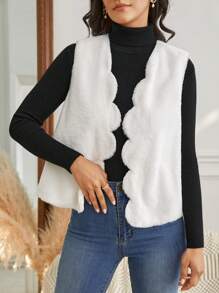 SHEIN Frenchy 1入組貝殼邊開門襟馬甲毛絨大衣 - 白色 - 查看 3