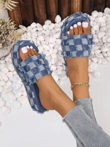 Women's Fashion European-American Style Lightweight Anti-Skid Slip-On Cloth Beach Thick-Soled Sandals