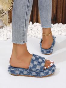 Women's Fashion European-American Style Lightweight Anti-Skid Slip-On Cloth Beach Thick-Soled Sandals