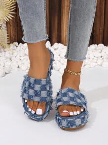 Women's Fashion European-American Style Lightweight Anti-Skid Slip-On Cloth Beach Thick-Soled Sandals