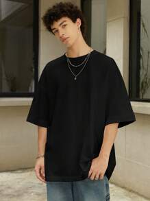 Manfinity Hypemode Camiseta de hombre oversize de hombros caídos y color liso - Negro - Ver 3