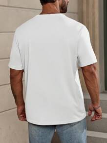 Manfinity Homme Men Solid Pocket Patched Tee - White - View 2