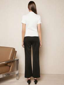 BizChic 小高領條紋針織T恤 - 白色 - 查看 2