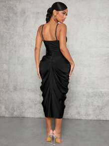 SHEIN SXY Vestido de tirantes unicolor fruncido bajo asimétrico - Negro - Ver 2