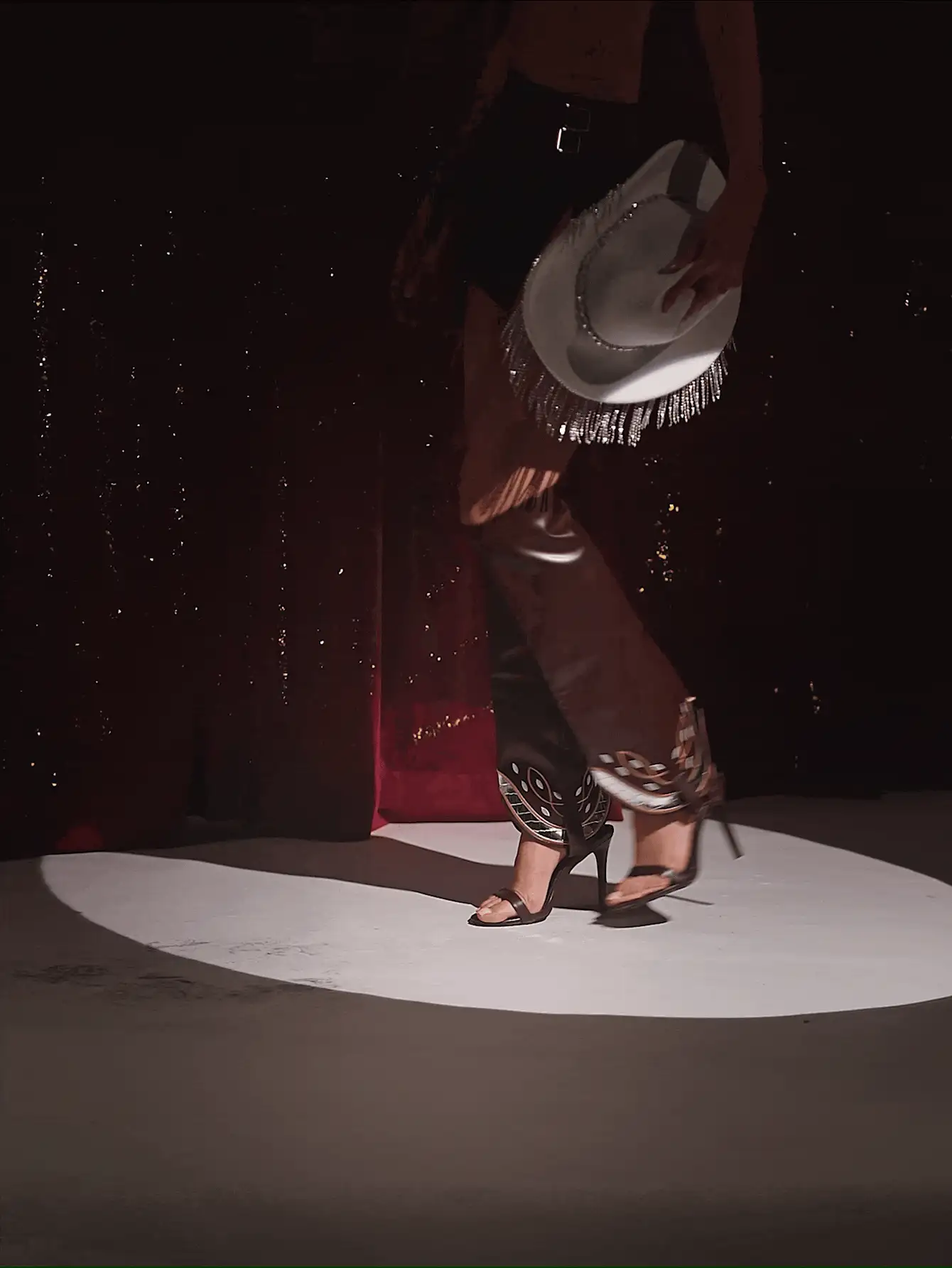 女士花卉刺繡細跟時尚靴子,時尚棕色涼鞋靴 - 咖啡棕 - 查看 2