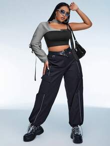 SHEIN ICON 大碼雙色不對稱領短款上衣 - 彩色 - 查看 3