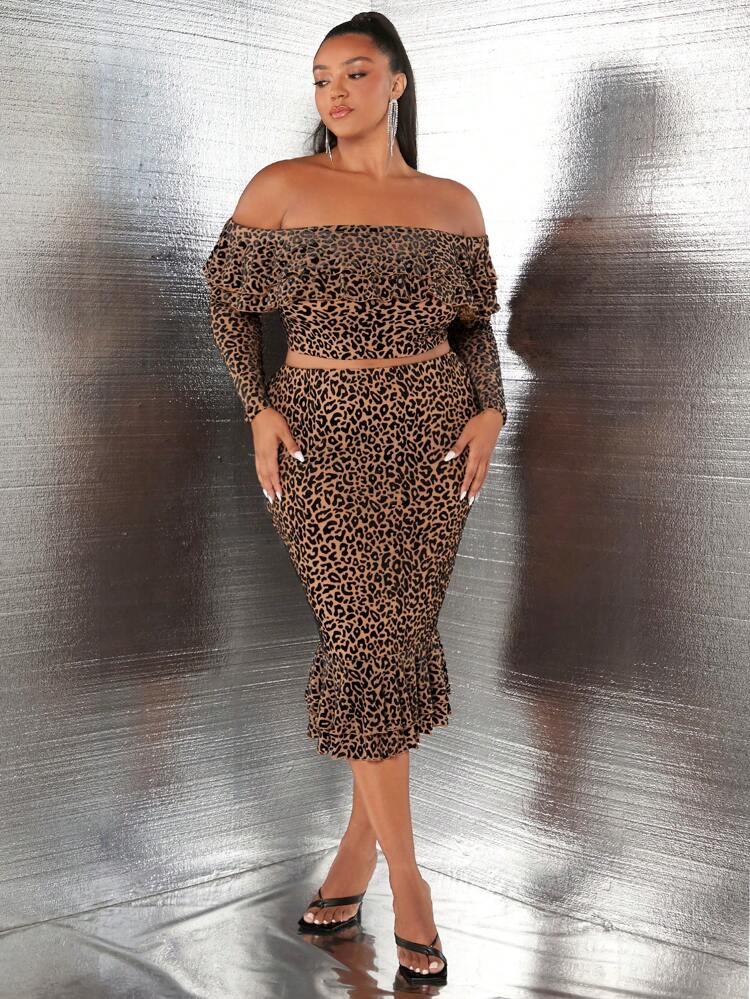 Plus Leopard Print Off Shoulder Ruffle Trim Crop Top & Mermaid Hem Skirt