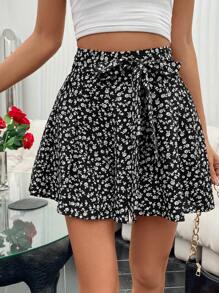 Pariaura Ditsy Floral Print Flare Leg Skort