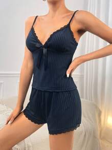 Conjunto de pijama shorts con top de tirantes con encaje en contraste con lazo delantero - azul real - Ver 3