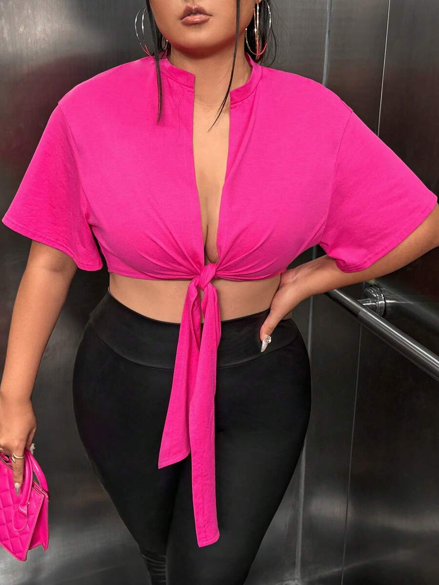 SHEIN SXY 大碼前打結短款T恤 - 玫紅色 - 查看 1