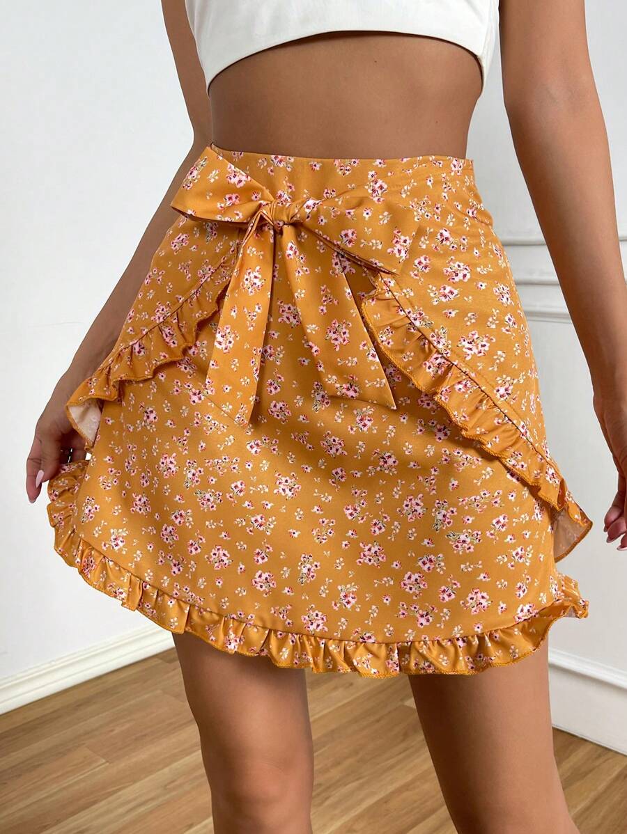 SHEIN VCAY Ditsy Floral Print Ruffle Trim Tie Front Skirt - Yellow - View 1