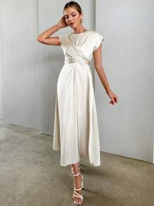 Firerie 素色前交叉緞面A字洋裝 - 杏色 - 查看 3