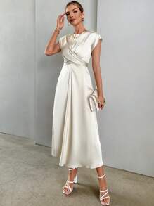 Firerie 素色前交叉緞面A字洋裝 - 杏色 - 查看 4