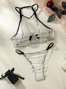 花卉蕾絲鋼圈內衣套裝 - 白色 - 查看 7