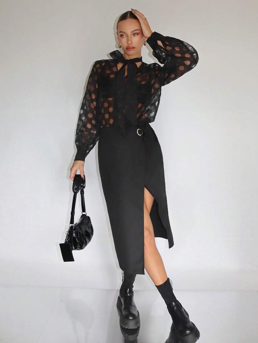 SHEINNeu 素色高衩側打結圍裹下擺半身裙 - 黑色 - 查看 1