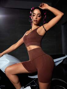 Seamless Wide Waistband Sports Shorts