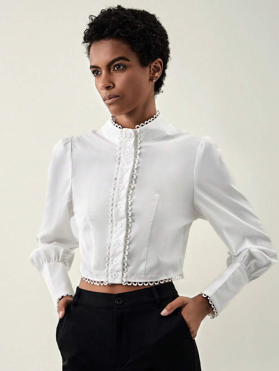 SHEIN BIZwear 拼接邊前紐扣短款襯衫 - 白色 - 查看 1
