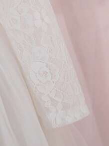 SHEIN Glamorique Kids 女小童3D貼花荷葉邊上身蕾絲網紗喇叭下擺洋裝 - 白色 - 查看 5