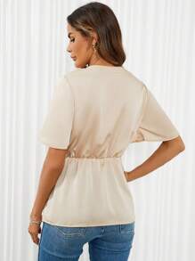 SHEIN LUNE Blusa unicolor con nudo delantero de manga mariposa